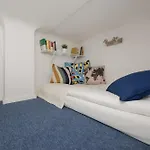 Spacious Apartment In The Warsaw City Center By Rent Like Home
