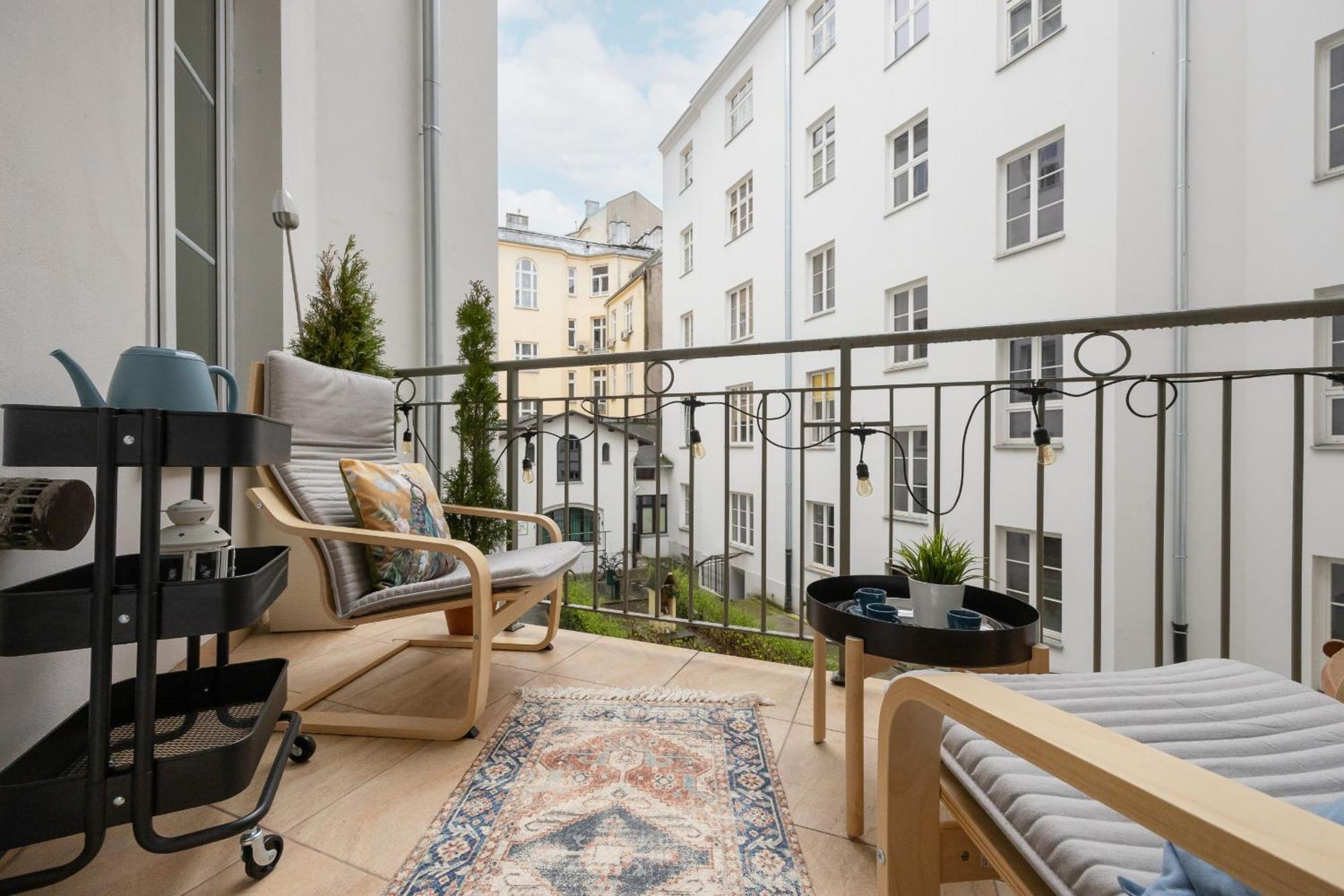 Apartament Spacious In The City Center By Rent Like Warszawa