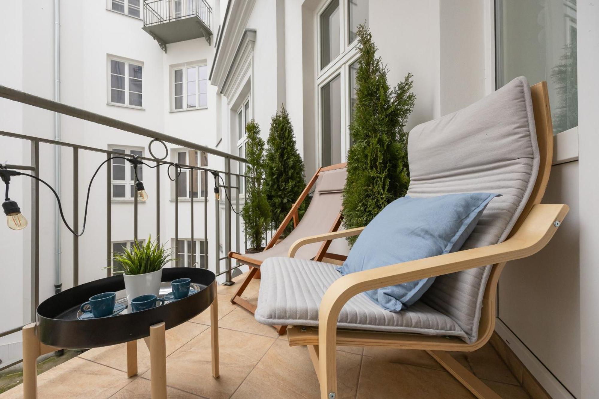 Spacious In The City Center By Rent Like Apartament *